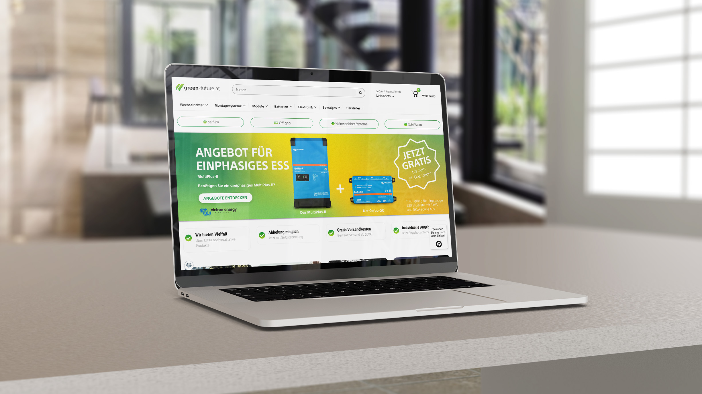 Macbook Auf Tisch Mit Green Futureat Website Geöffnet